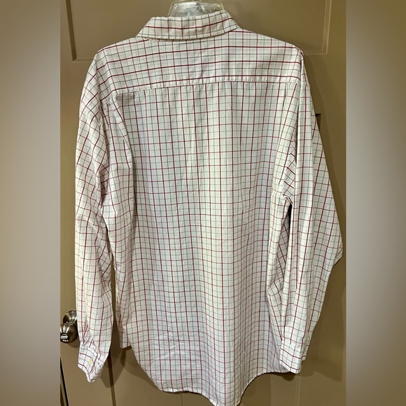 University of Georgia Mens Long Sleeve Button Up. - Picture 2 of 6